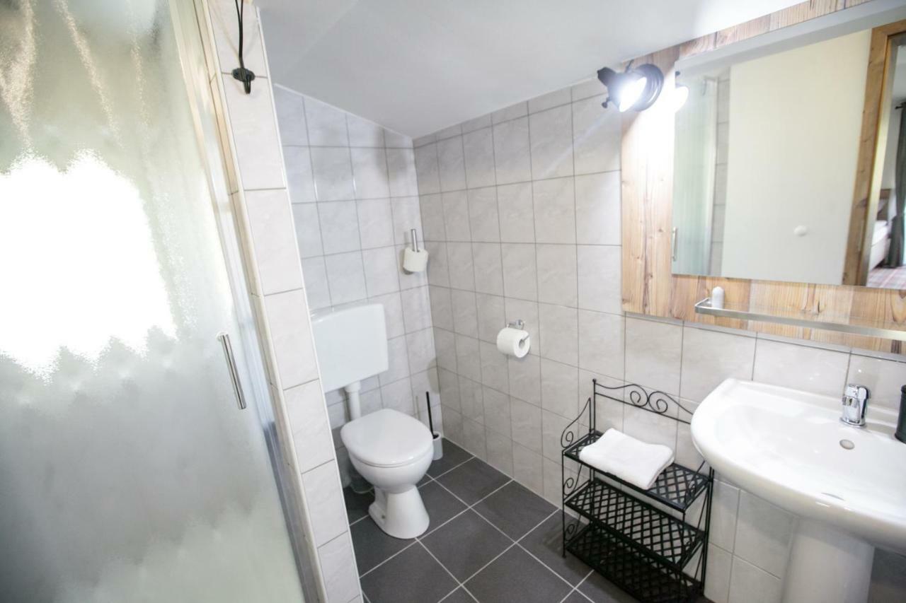 Hisa Poljana Rooms Prevalje Экстерьер фото
